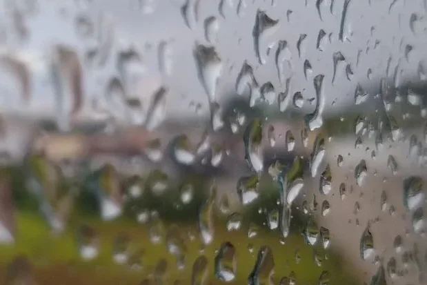 Ciclone extratropical traz temporais e risco de ressaca a SC nos próximos dias