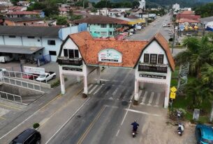 Prefeitura de Presidente Getúlio inicia pavimentação na região da Nova Tamanduá