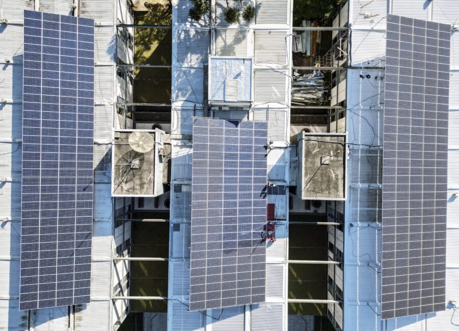 Alesc aprova novo salário mínimo regional e apoio à energia solar em hospitais filantrópicos