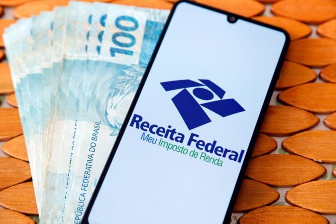 Receita Federal divulga calendário de restituições do Imposto de Renda 2026