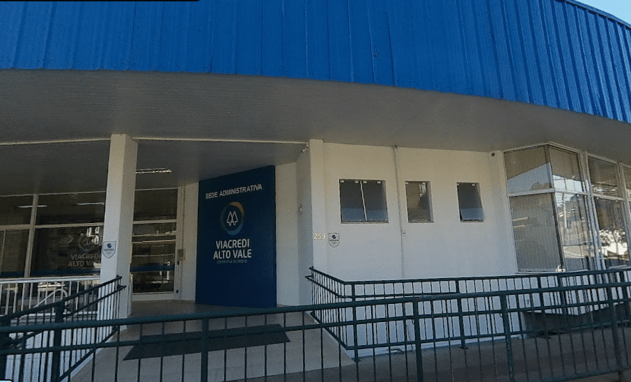 Viacredi Alto Vale apresenta resultados de 2025 e projeta crescimento para 2026 no “Café com a Imprensa”