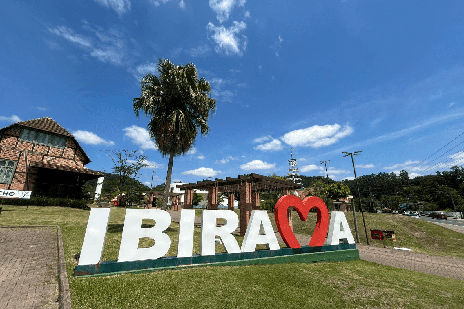 Ibirama celebra 92 anos de Emancipação Político-Administrativa com grande festa no Centro de Eventos