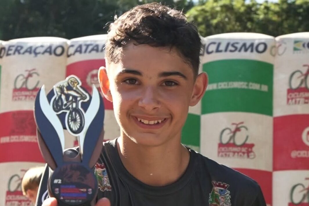 Piloto ibiramense João Borges conquista ouro no Downhill em Pomerode