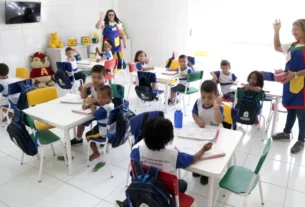 Apiúna entrega 30 novas matrículas de imóveis para moradores do bairro Margem Esquerda