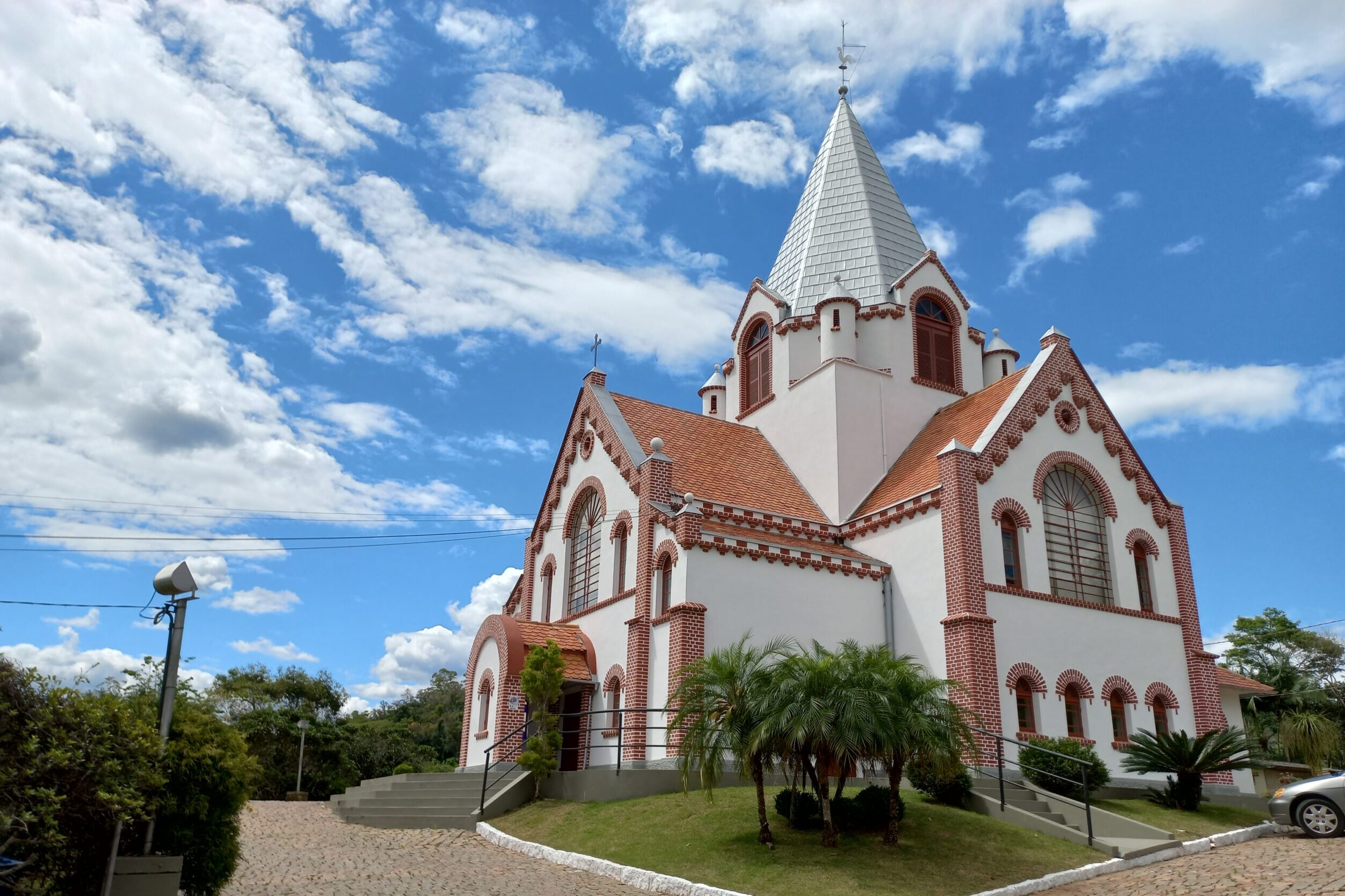 Comunidade Evangélica Luterana de Ibirama celebra 122 anos com tradicional festa nos dias 16 e 17 de maio