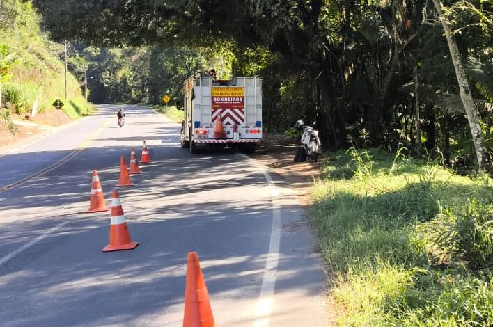 Mulher fica ferida após queda de moto no bairro Nova Stettin, em Ibirama