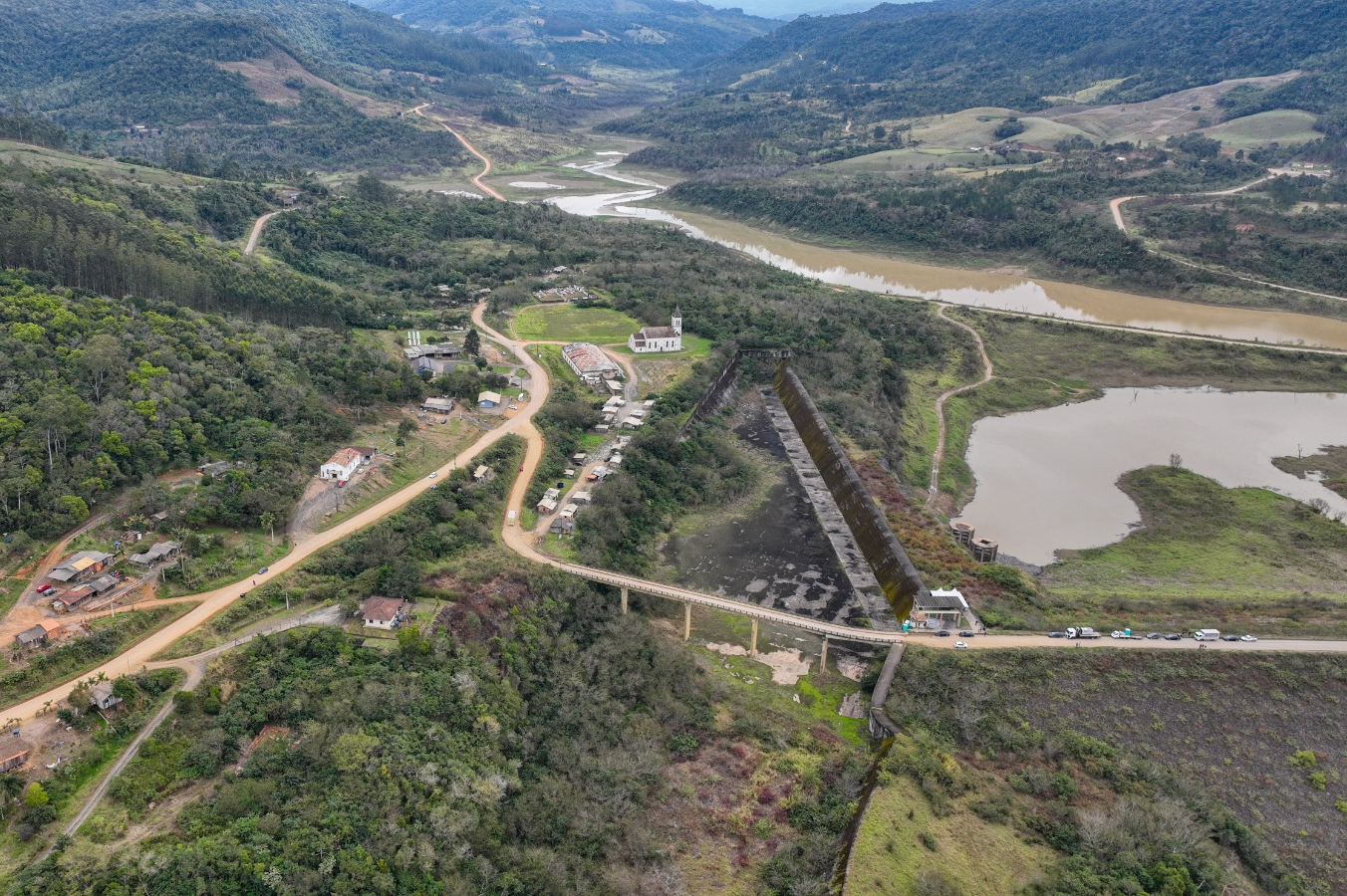 Santa Catarina investe mais de R$ 94 milhões na recuperação e modernização das barragens de contenção de cheias do Vale do Itajaí