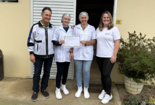 Serviço de Inspeção Municipal entrega certificação à Granja Barbetta em Presidente Getúlio