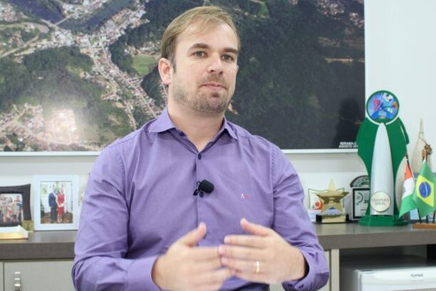 Ex-prefeito de Ibirama, Adriano Poffo, é condenado a mais de 13 anos de prisão em julgamento ligado à Operação Mensageiro