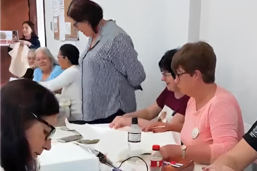 Curso de Artesã e Bordado à Mão fortalece autoestima e cria novas oportunidades para mulheres