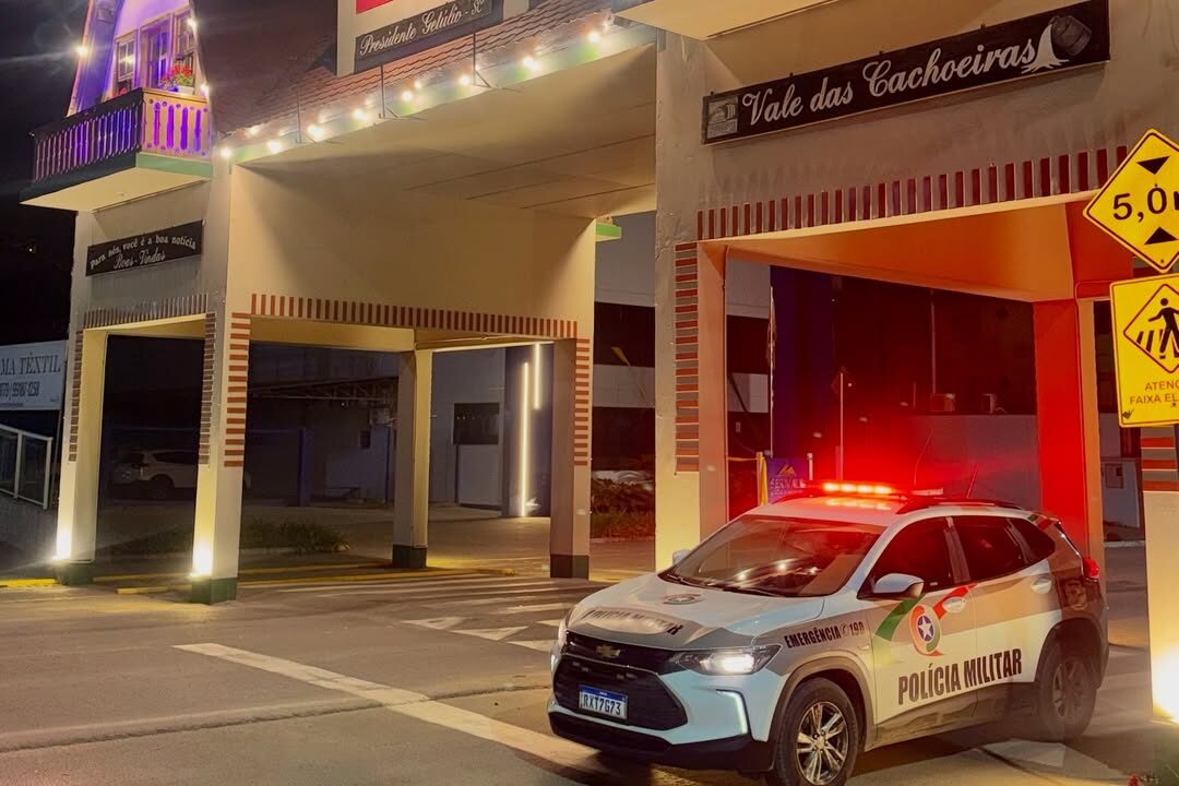 Homem é preso em Presidente Getúlio após vítima acionar botão do pânico da Polícia Militar