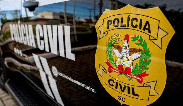 Polícia Civil prende mãe e padrasto suspeitos de maus-tratos e homicídio de criança de 2 anos em José Boiteux