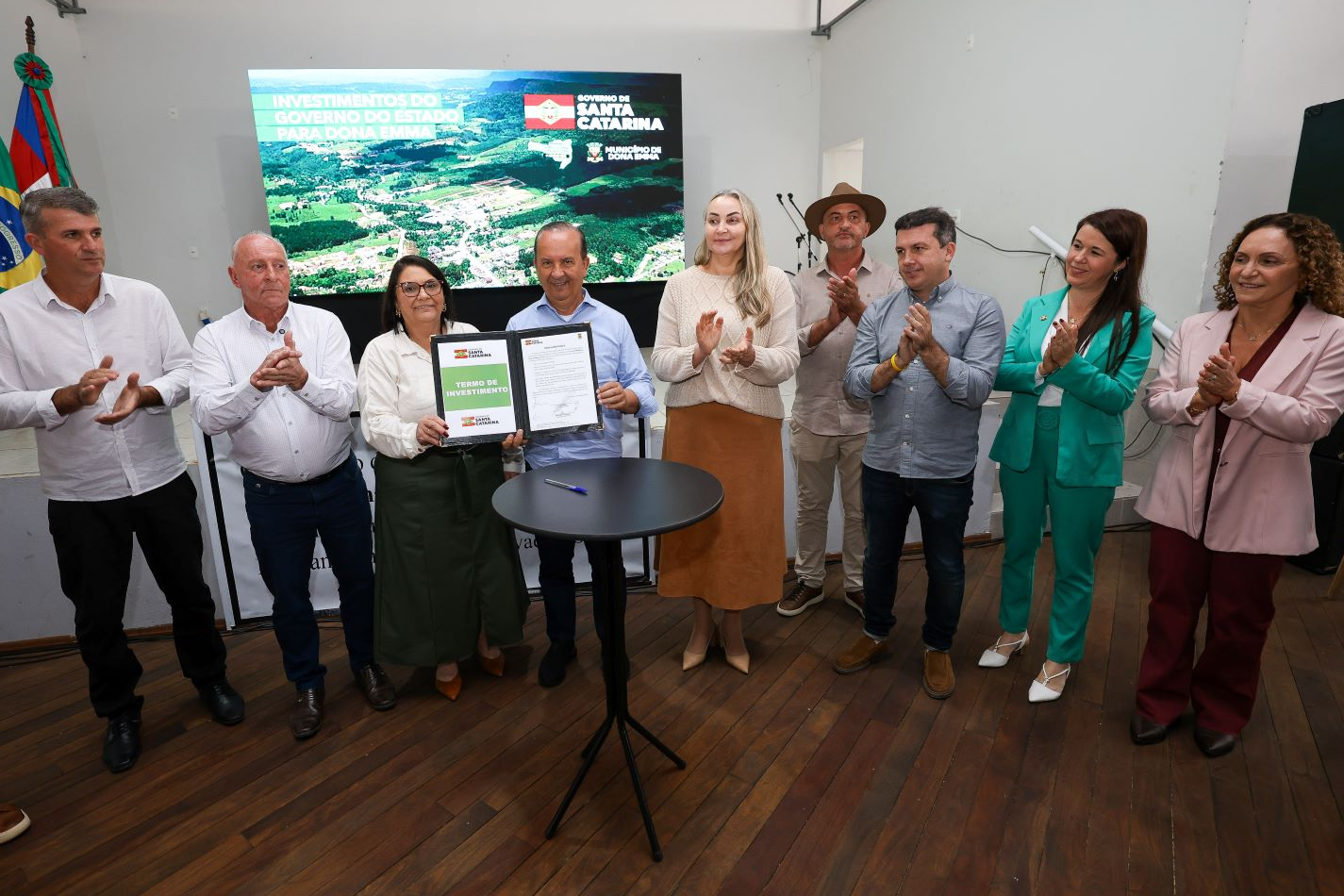 Em Dona Emma, governador Jorginho Mello inaugura obras e autoriza novos investimentos