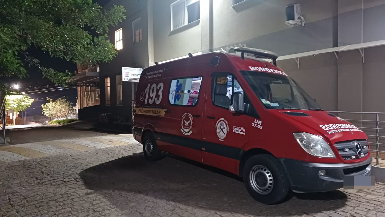 Bombeiros Voluntários de Presidente Getúlio salvam bebê de três dias após engasgamento