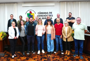 Câmara de Ibirama homenageia educadora histórica do Ribeirão das Pedras com aprovação de projeto de lei