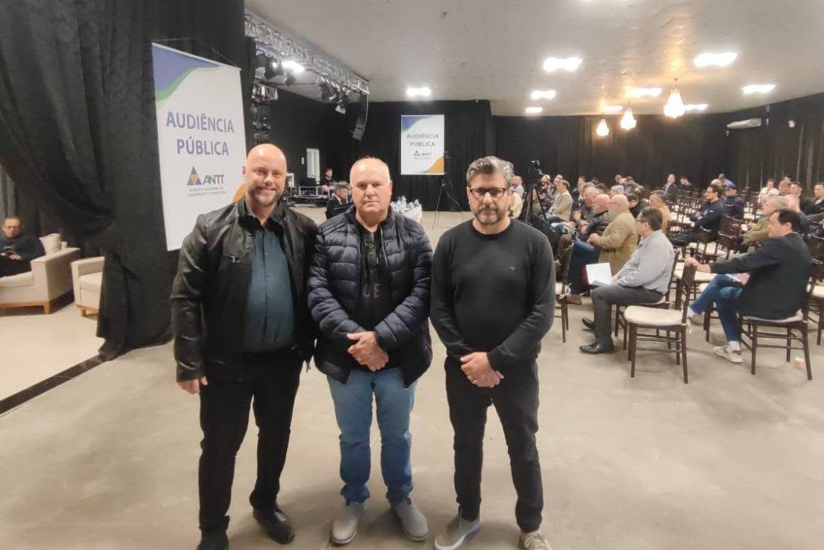 Vereadores de Presidente Getúlio participam de audiência pública sobre concessão das BRs em Rio do Sul