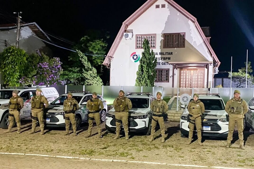 Polícia Militar realiza operação preventiva e fiscalização de trânsito em Presidente Getúlio