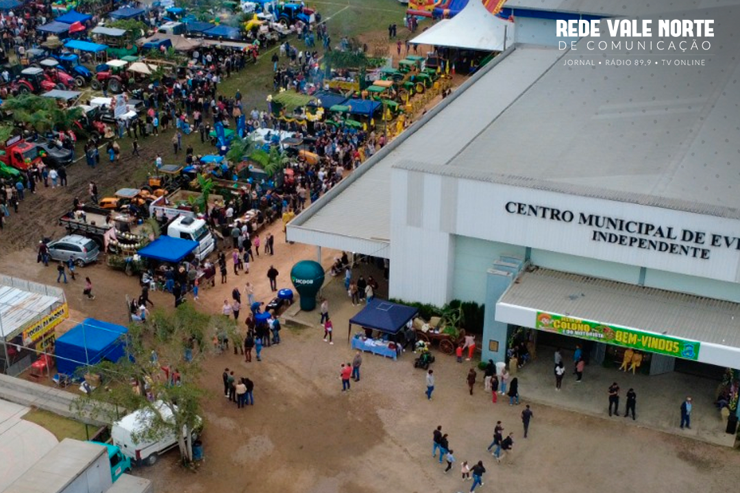 Desfile e Festa do Colono e do Motorista movimentam José Boiteux