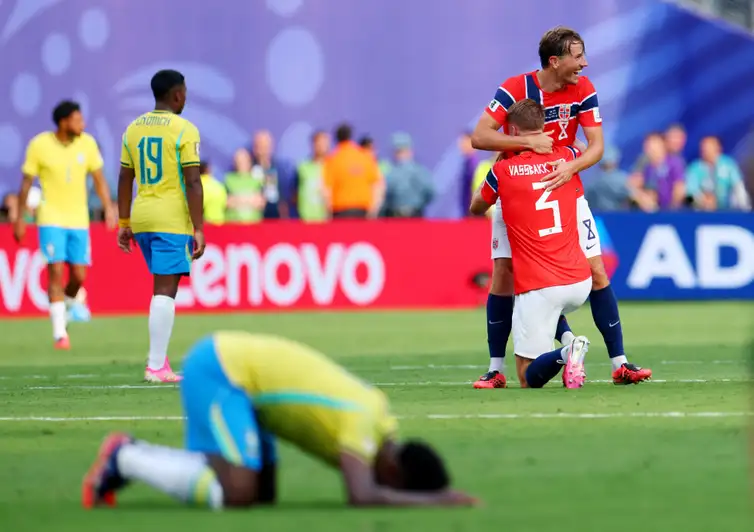 Com Haaland “carrasco”, Noruega vence e Brasil deixa a Copa do Mundo 