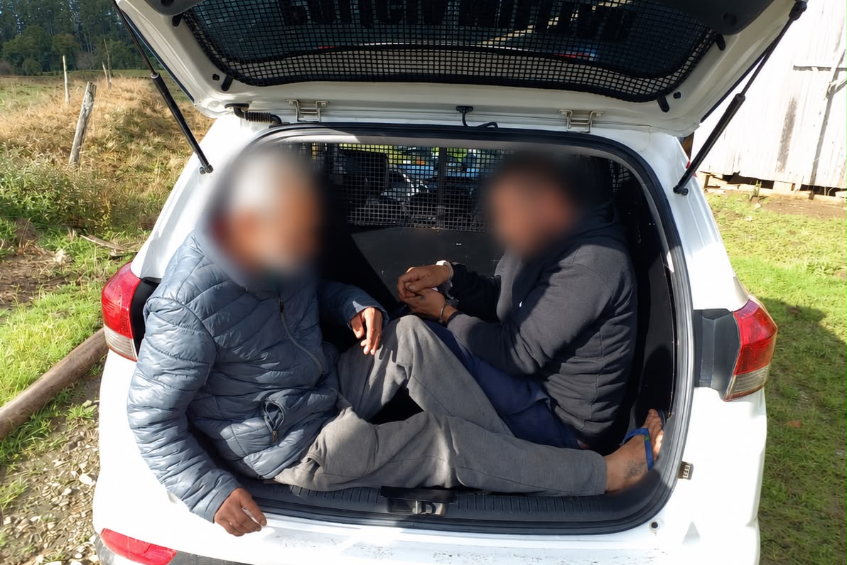 Investigação aponta homicídio por asfixia e leva à prisão de dois suspeitos