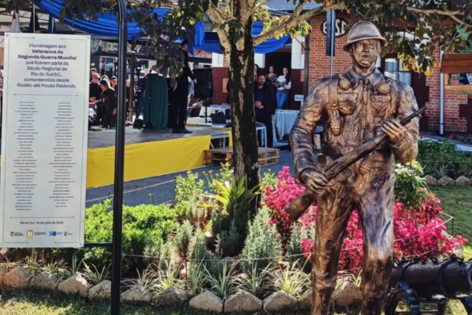 Rio do Sul inaugura monumento em homenagem aos veteranos da FEB do Alto Vale