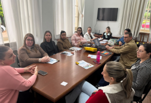 Professores do AEE compartilham experiências para fortalecer a educação inclusiva em Ibirama