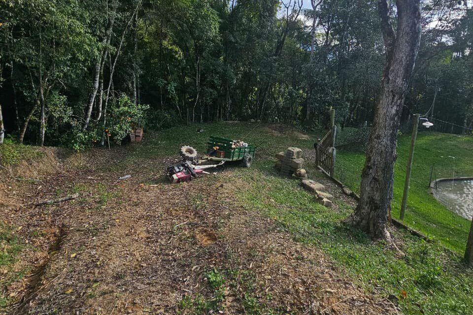 Homem fica ferido após ser atropelado por microtrator em Presidente Getúlio