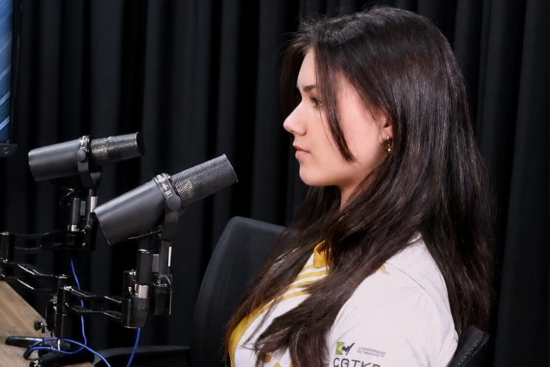 Eloisa conquista prata nos Joguinhos Abertos e mira desafio internacional no taekwondo
