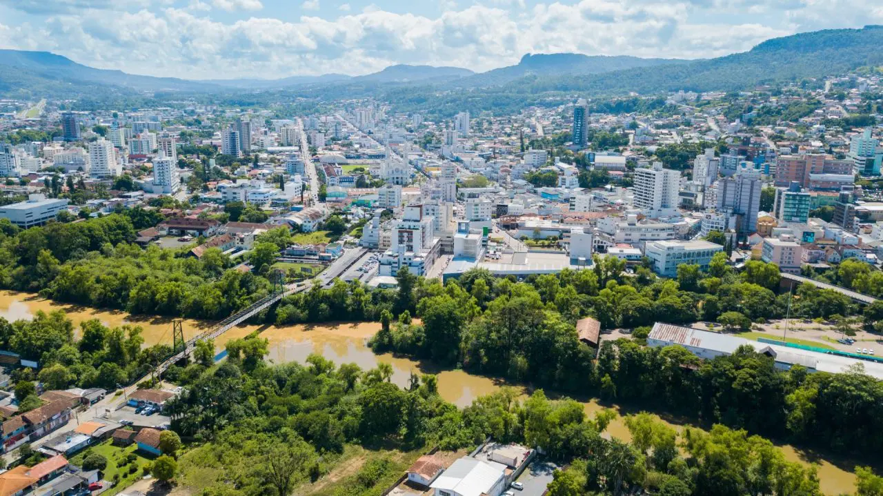Defesa Civil de Rio do Sul alerta para previsão de chuva forte no final de semana