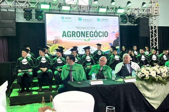 Rio do Sul forma 20 novos técnicos em agronegócio
