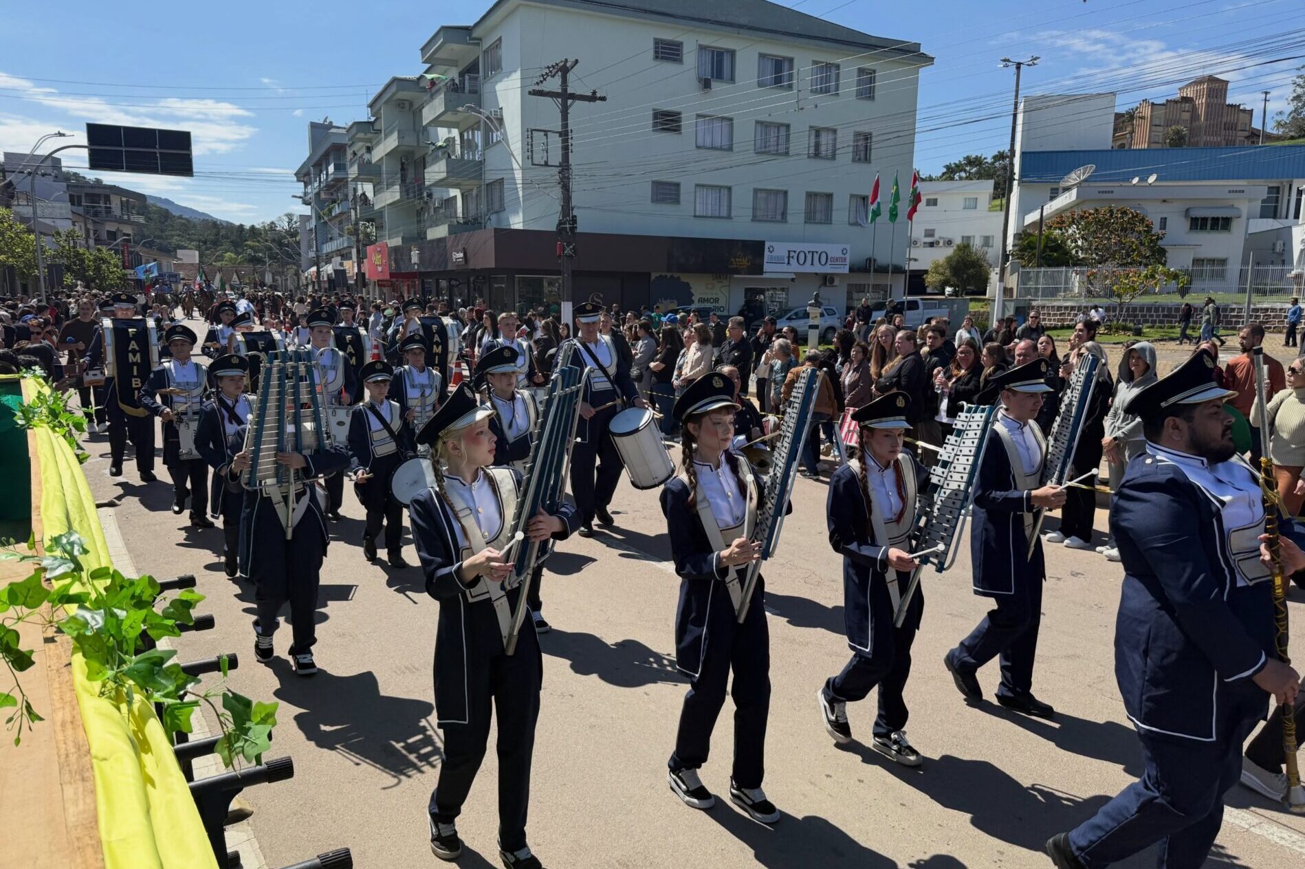 Desfiles cívicos movimentam municípios do Vale Norte