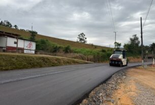 Pavimentação do Rio Rafael avança e transforma ligação do interior de Ibirama