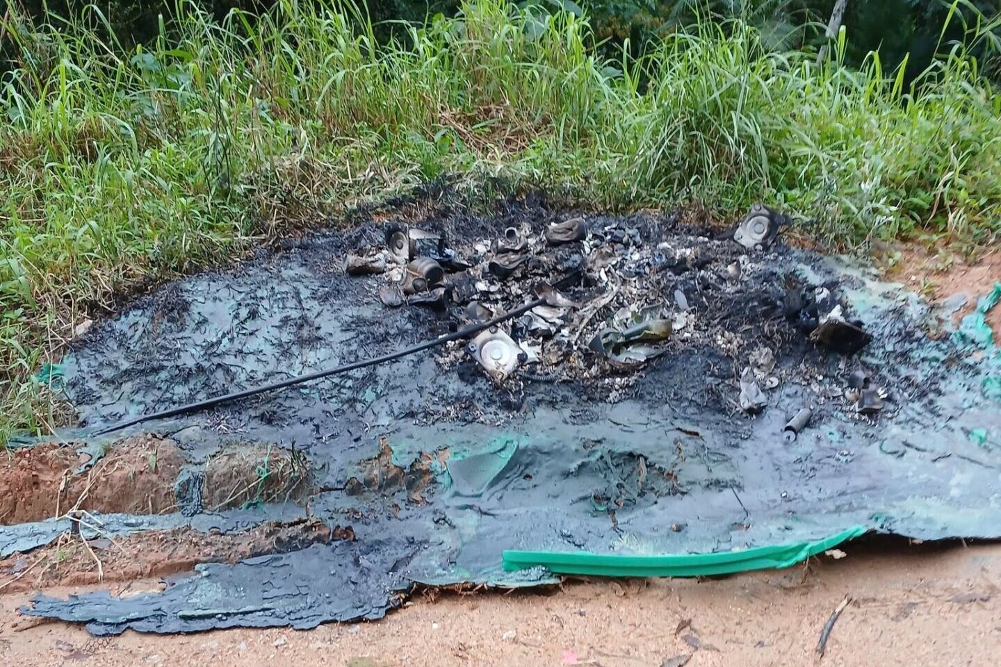 Morador denuncia incêndio em lixeiras no bairro Operário, em Ibirama