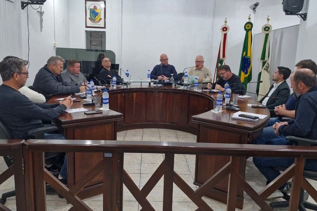 Câmara de Presidente Getúlio aprova Moção de Repúdio sobre atendimento a pacientes do SUS