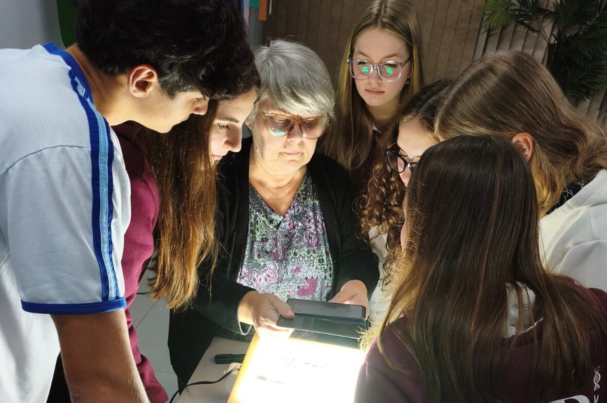 Udesc Alto Vale recebe estudantes de Presidente Getúlio para atividade sobre história regional