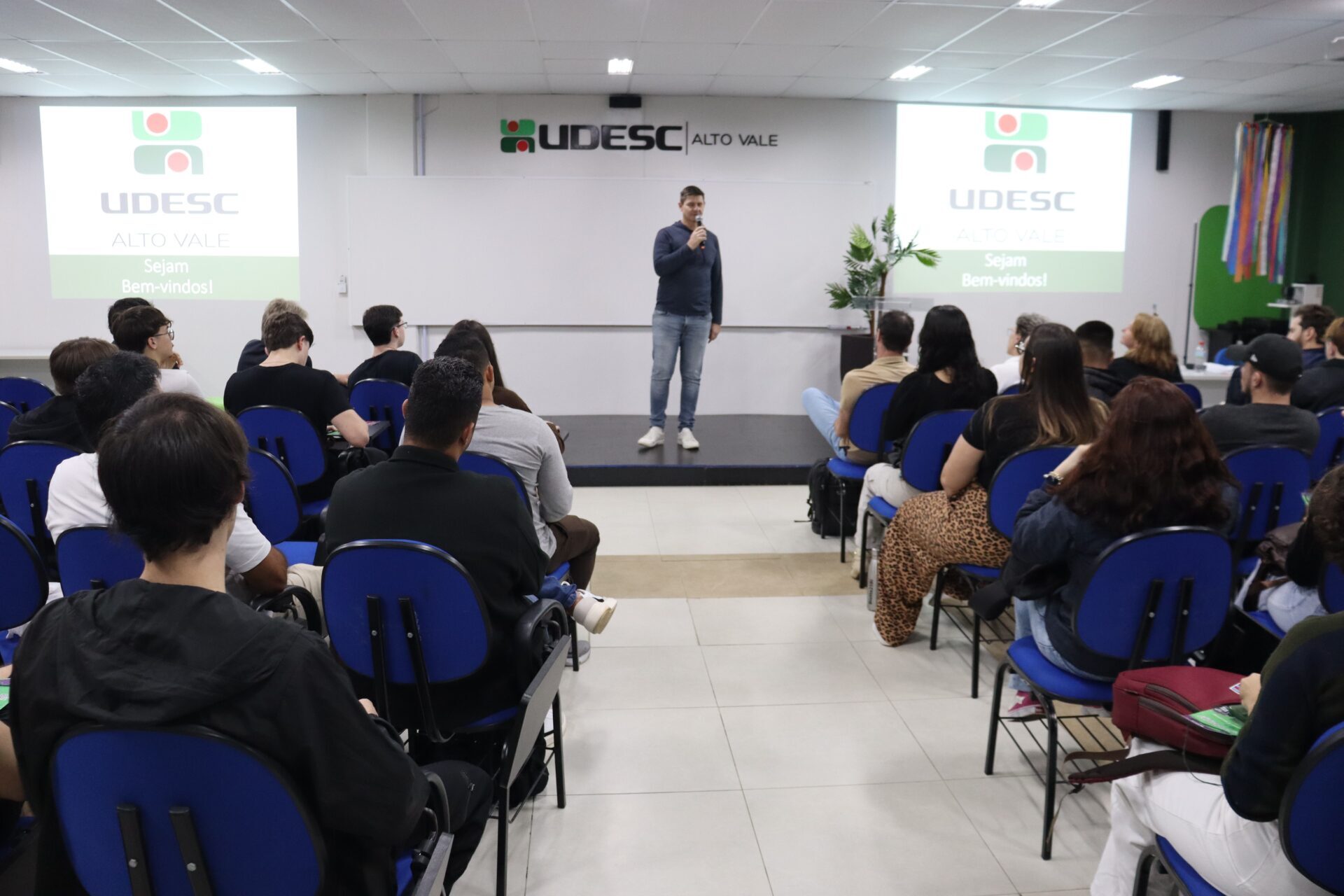 Udesc Alto Vale abre cinco vagas para professores substitutos em processo seletivo