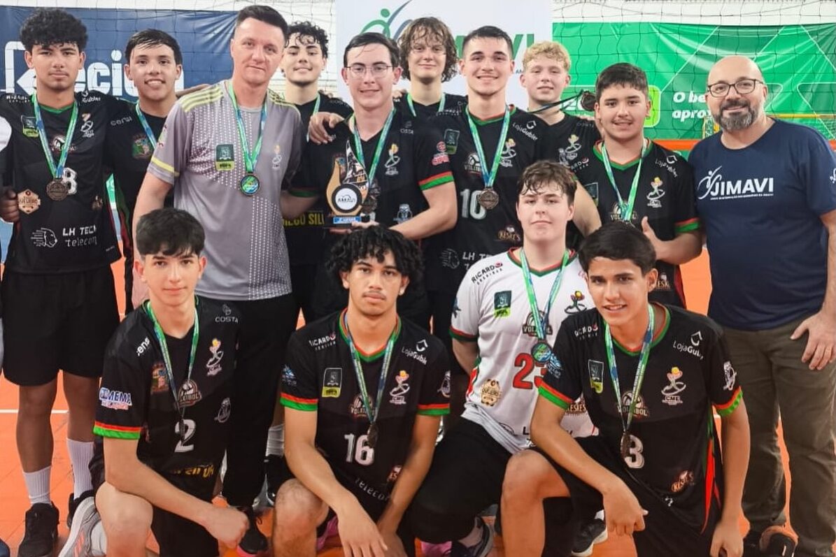 AVOLAVI/CME Ibirama conquista bronze no voleibol masculino Sub-16 da JIMAVI 2026