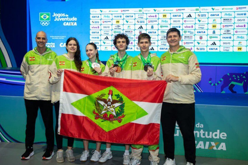 Badminton de Ibirama conquista três medalhas nos Jogos da Juventude